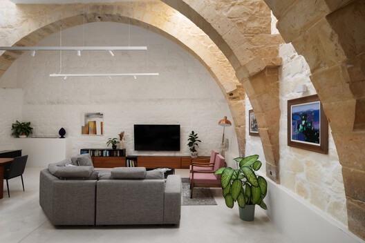 Residencia Dar It-Tarag / Periti Studio - Fotografía interior, Sala de estar, Iluminación, Sillas