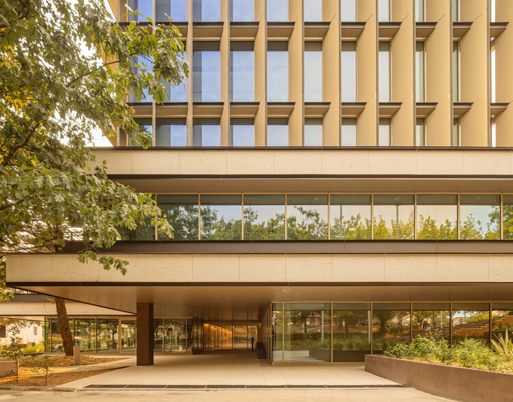 Edifício Mutual / OPENBOOK Architecture - Imagem 2 de 24