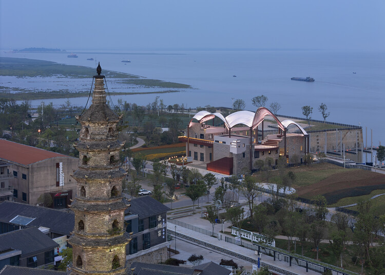 Centro de visitantes del muelle del puerto de Yueyang Hualing/Wang Hui|Práctica urbana-Fotografía exterior