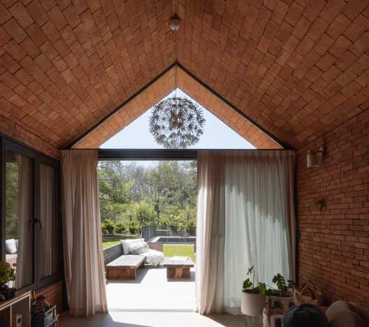 Casa CM / AtelierM + Nicolas Krause - Fotografia de Interiores, Madeira, Viga