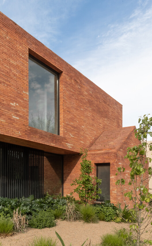Casa CM / AtelierM + Nicolas Krause - Fotografía exterior, Ladrillo