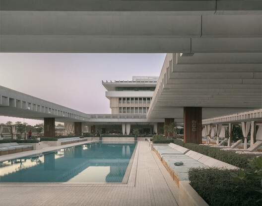 En diálogo con el código: calibrar estándares para la prosperidad de la reutilización adaptativa En diálogo con el código: calibrar estándares para la prosperidad de la reutilización adaptativa - Imagen 30 de 34