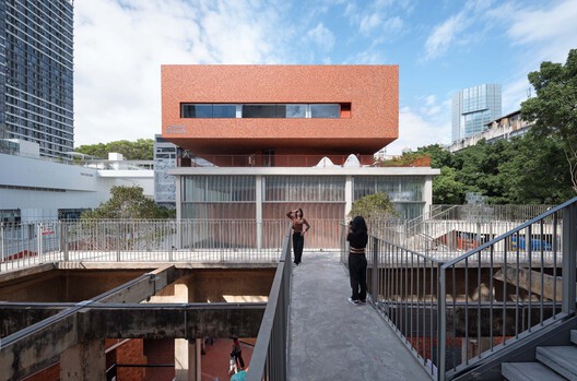 En diálogo con el código: calibrar estándares para la prosperidad de la reutilización adaptativa En diálogo con el código: calibrar estándares para la prosperidad de la reutilización adaptativa - Imagen 9 de 34