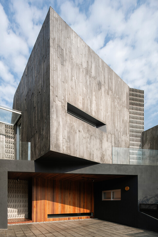 10º House / STUDIE - Exterior Photography, Concrete