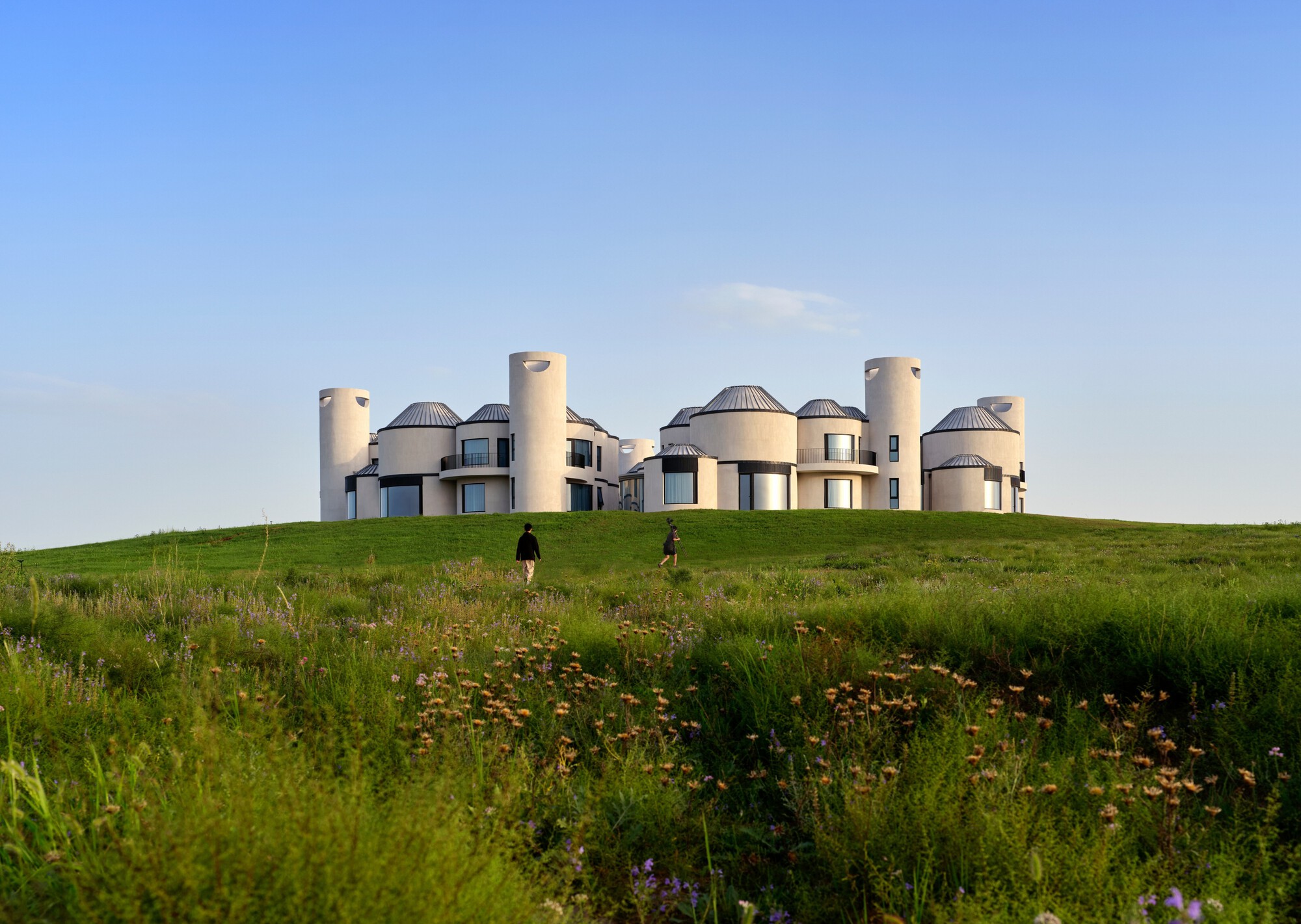 Yuanverse Living Paradigms / AOMOMO Studio, Shanghai Jiao Tong University