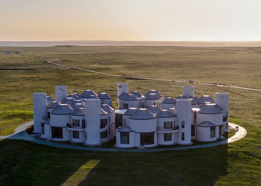 原宇宙-未来草原的生活范式 / 上海交通大学奥默默工作室 - 7 的图像 29