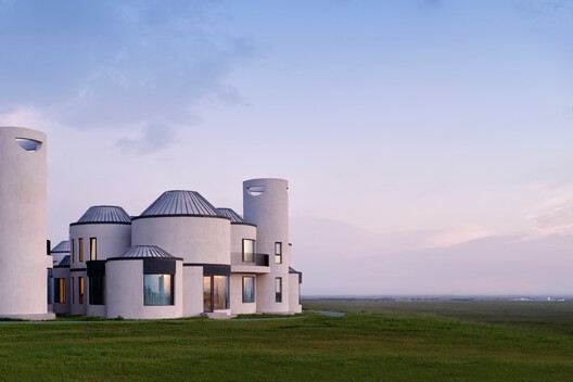 原宇宙-未来草原的生活范式 / 上海交通大学奥默默工作室 - 10 的图像 29