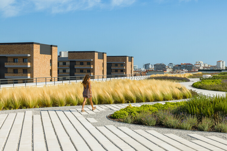 Oriente Green Campus / LJ-Group Landscape Architecture + Saraiva + Associados + Kohn Pedersen Fox (KPF) - Fotografía de exteriores