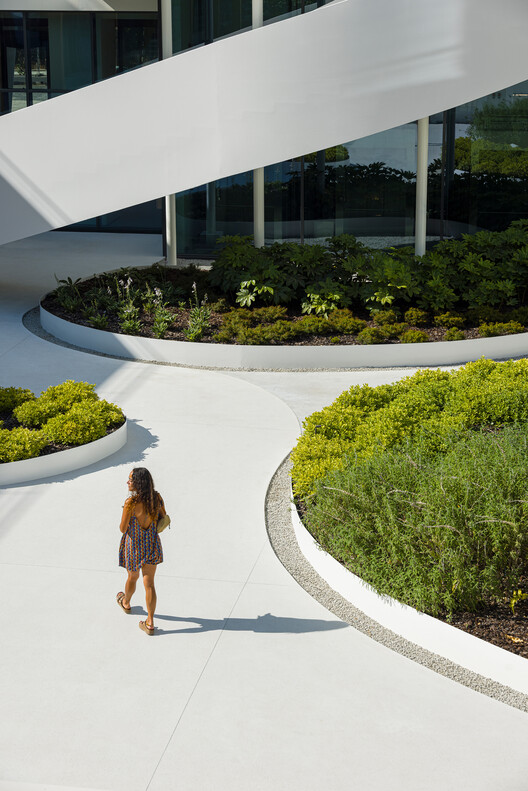 Oriente Green Campus / LJ-Group Landscape Architecture + Saraiva + Associados + Kohn Pedersen Fox (KPF) - Fotografía de exteriores