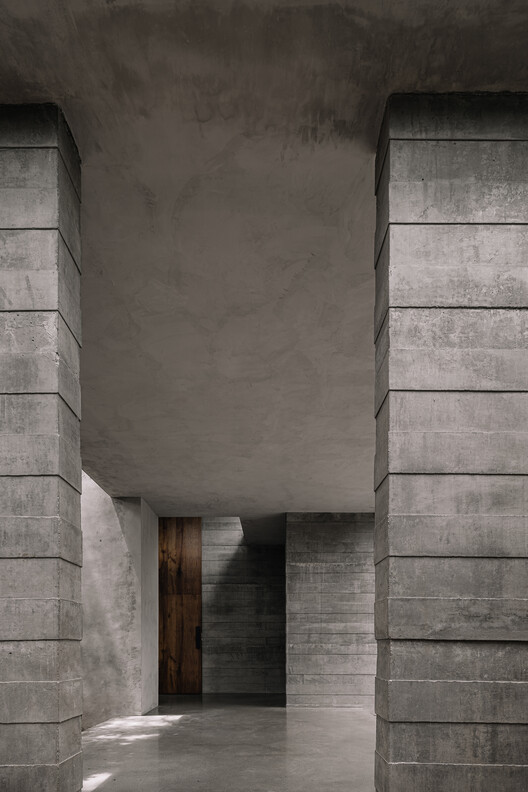 Zen House / Studio Nirvana - Interior Photography, Brick, Concrete