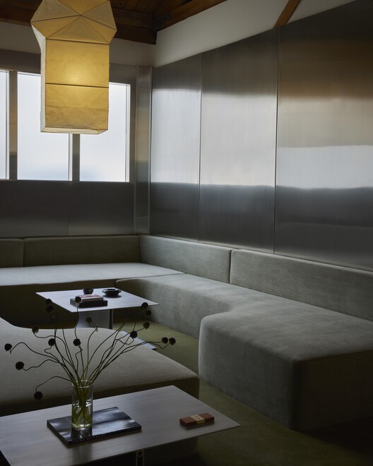 Ceremony of Roses Headquarters / 22RE Ceremony of Roses Headquarters / 22RE - Interior Photography, Wood, Lighting, Glass