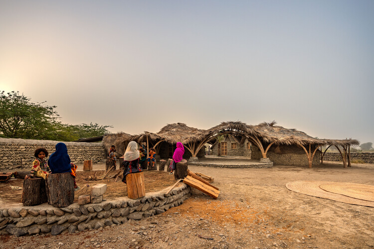 Hospedaje Nedarag / Next Office–Alireza Taghaboni - Fotografía exterior