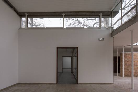 Re‑Situating Modernity: Bruno Giacometti’s Swiss Pavilion at the Venice Biennale Re‑Situating Modernity: Bruno Giacometti’s Swiss Pavilion at the Venice Biennale - Image 17 of 93