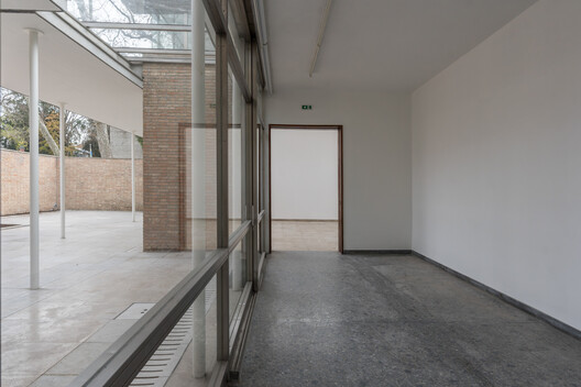 Re‑Situating Modernity: Bruno Giacometti’s Swiss Pavilion at the Venice Biennale Re‑Situating Modernity: Bruno Giacometti’s Swiss Pavilion at the Venice Biennale - Image 13 of 93