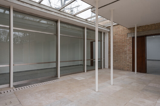 Re‑Situating Modernity: Bruno Giacometti’s Swiss Pavilion at the Venice Biennale Re‑Situating Modernity: Bruno Giacometti’s Swiss Pavilion at the Venice Biennale - Image 27 of 93