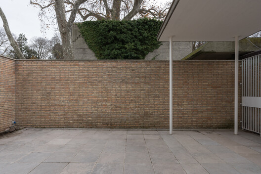 Re‑Situating Modernity: Bruno Giacometti’s Swiss Pavilion at the Venice Biennale Re‑Situating Modernity: Bruno Giacometti’s Swiss Pavilion at the Venice Biennale - Image 18 of 93