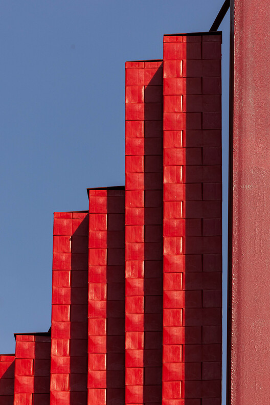 Pergola Community Arts Space / CLUSTER + THISS Studio Pergola Community Arts Space / CLUSTER + THISS Studio - Image 11 of 23