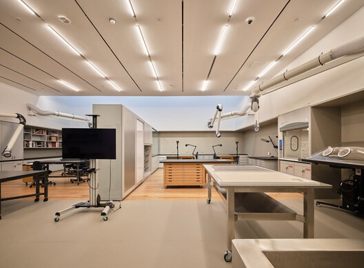 普林斯顿大学艺术博物馆新馆 / Adjaye Associates - 室内图, 厨房, 灯, 椅子