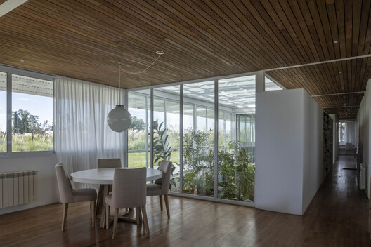 Casa H - La Cañada V / Parada Cantilo Estudio - Fotografia de Interiores, Sala de Jantar, Madeira, Vidro, Cadeira