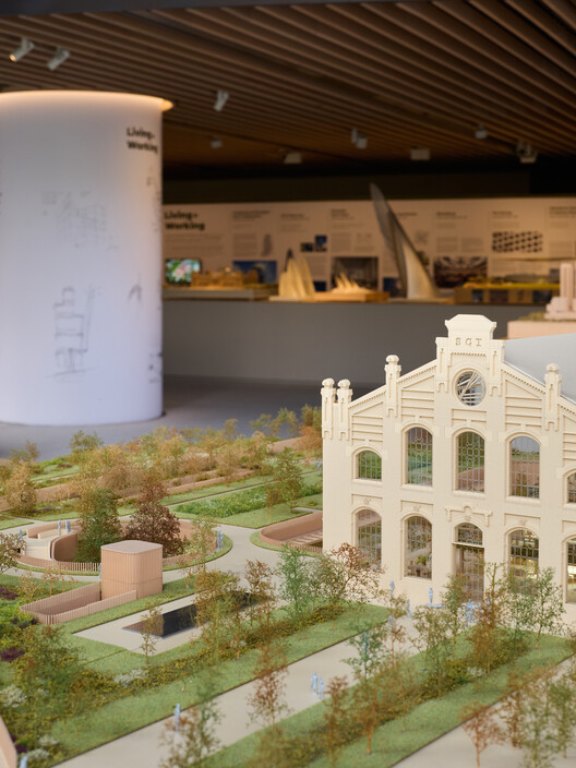 Foster + Partners Presents "Civic Vision" Exhibition at Sydney’s Parkline Place - Image 2 of 24