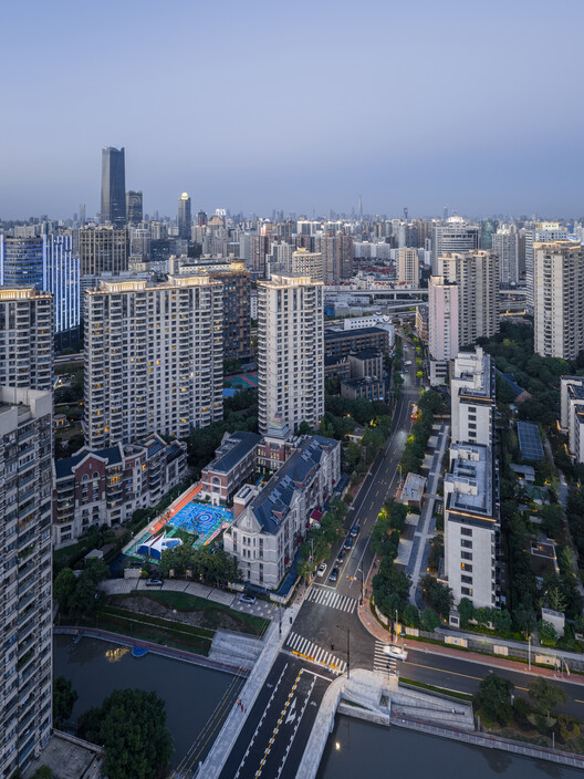 飞行棋幼儿园 / VIA 维亚景观 - 建筑图, 城市