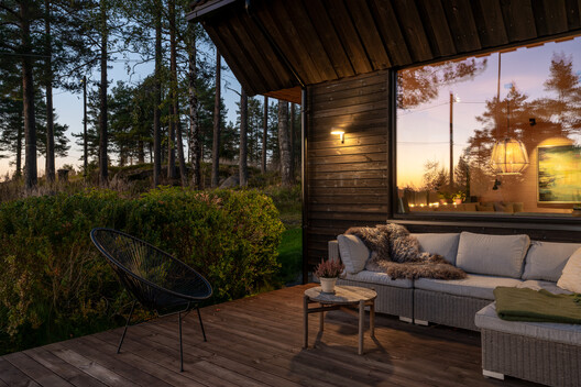 Solem Forest House / MORFEUS arkitekter - Exterior Photography, Wood, Garden, Deck