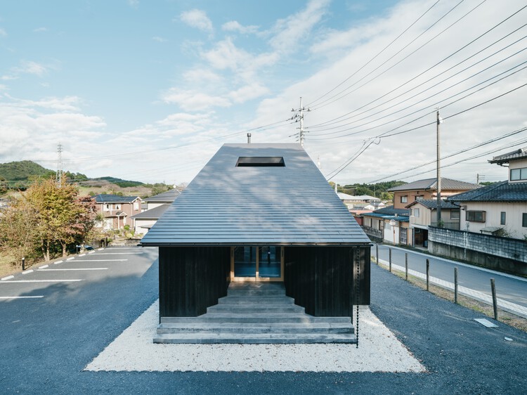 Sauna KASAMABI / ujizono arquitectos + banco - fotografía exterior