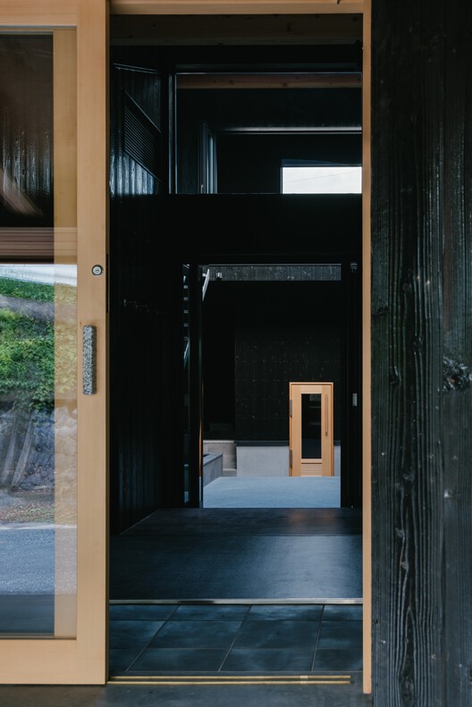 KASAMABI Sauna / ujizono architects + bench - Fotografía interior, Madera, Vidrio, Concreto