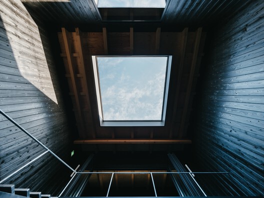 KASAMABI Sauna / ujizono architects + bench - Imagen 17 de 31