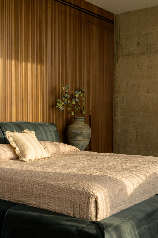 Twin House / Design Work Group Twin House / Design Work Group - Interior Photography, Bedroom, Wood, Bed, Lighting