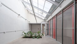 Reforma de Casa e Escritório em Caldas / Juan Liniado