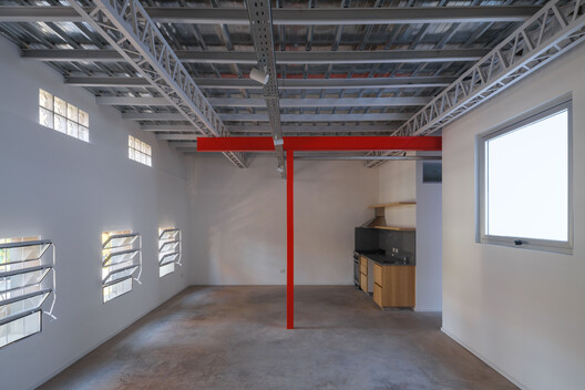 Reforma de Viviendas y Taller en Caldas / Juan Liniado - Fotografía interior, Concreto, Fijación Vigas