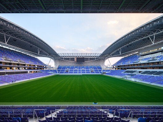 Edion Peace Wing Hiroshima / TOHATA ARCHITECTS & ENGINEERS, INC. + ENVIRONMENT DESIGN INSTITUTE + TAISEI DESIGN Planners Architects & Engineers Edion Peace Wing Hiroshima / TOHATA ARCHITECTS & ENGINEERS, INC. + ENVIRONMENT DESIGN INSTITUTE + TAISEI DESIGN Planners Architects & Engineers - Image 13 of 30