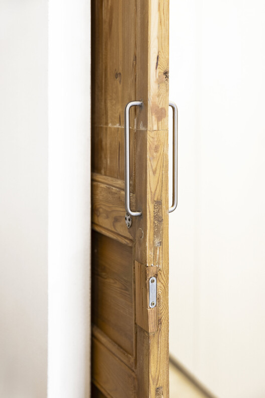 Reabilitação de Casa-Ateliê de Vidro Soprado em Barcelona / Nomadas Architecture Reabilitação de Casa-Ateliê de Vidro Soprado em Barcelona / Nomadas Architecture - Imagem 17 de 23