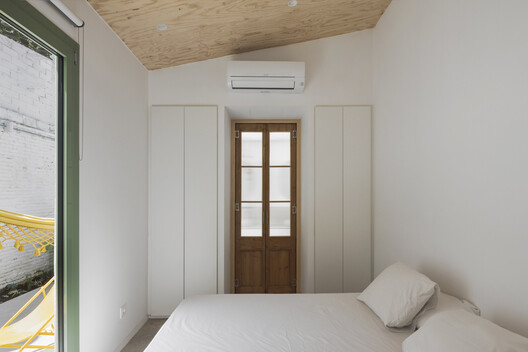 Reabilitação de Casa-Ateliê de Vidro Soprado em Barcelona / Nomadas Architecture Reabilitação de Casa-Ateliê de Vidro Soprado em Barcelona / Nomadas Architecture - Imagem 13 de 23