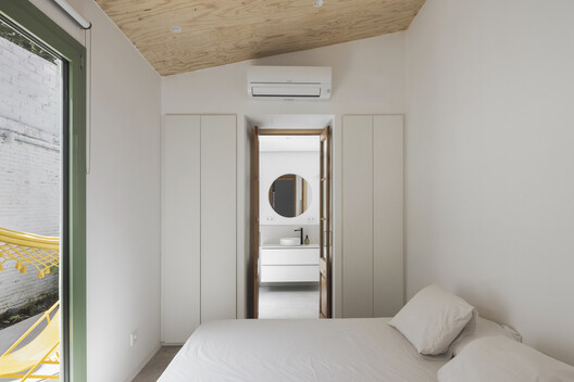 Reabilitação de Casa-Ateliê de Vidro Soprado em Barcelona / Nomadas Architecture Reabilitação de Casa-Ateliê de Vidro Soprado em Barcelona / Nomadas Architecture - Imagem 14 de 23