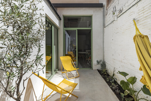 Reabilitação de Casa-Ateliê de Vidro Soprado em Barcelona / Nomadas Architecture Reabilitação de Casa-Ateliê de Vidro Soprado em Barcelona / Nomadas Architecture - Imagem 9 de 23