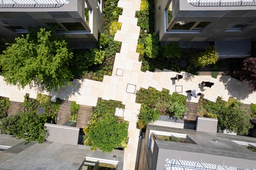 Nishiogi Comichi Terrace / Naruse Inokuma Architects - Image 6 of 25