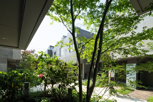 Nishiogi Comichi Terrace / Naruse Inokuma Architects - Image 7 of 25