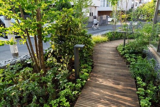 Nishiogi Comichi Terrace / Naruse Inokuma Architects - Image 19 of 25