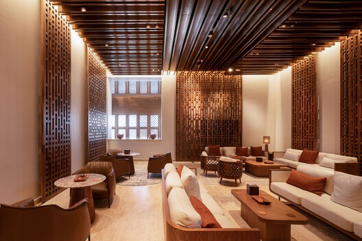 Plaza Cultural de Yeda / Urko Sanchez Architects - Fotografía interior, Sala de estar, Madera, Iluminación, Sillas