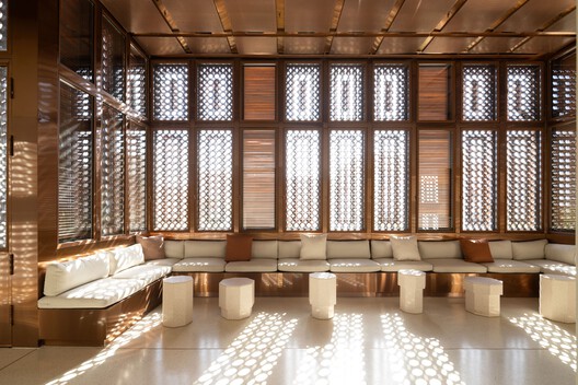 Plaza Cultural de Yeda / Urko Sanchez Architects - Fotografía interior, Pilares