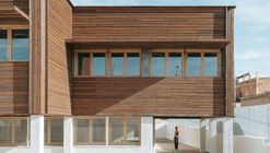 Centro Comunitario Hotel + Social  / MEII ESTUDIO