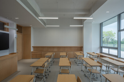 塱头耕学+研学中心 / 非常建筑 - 室内图, 餐厅, 木头