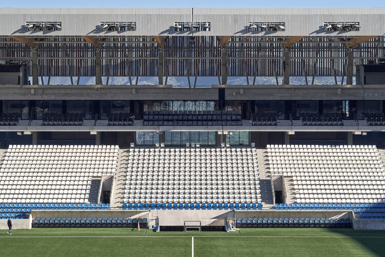 Proyecto Modernización Estadio Universidad Católica/IDOM - Imagen 4 de 44