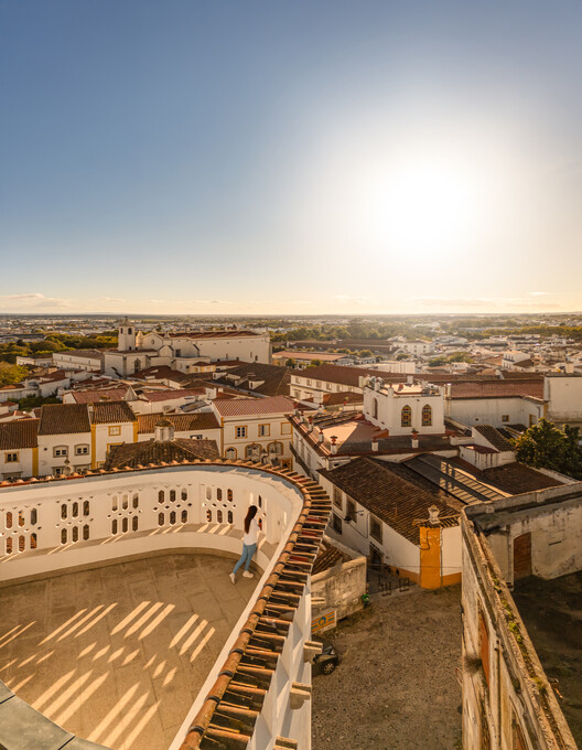 Salón Central Eborense/ateliermob - Imagen 18 de 32