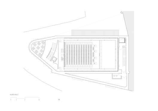 Salón Central Eborense / ateliermob - Imagen 27 de 32