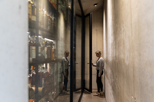 The Folly Multi-Purpose Retreat / Common Architecture The Folly Multi-Purpose Retreat / Common Architecture - Interior Photography, Glass