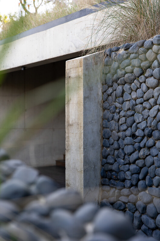 The Folly Multi-Purpose Retreat / Common Architecture The Folly Multi-Purpose Retreat / Common Architecture - Interior Photography, Concrete