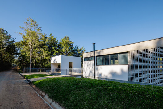 Casa SAP / Estúdio Brasileiro de Arquitetura + Ateliê AU - Fotografía exterior